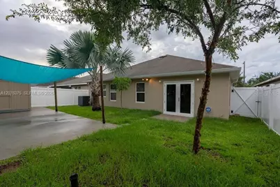 311 Delwood Breck St, Other City - In The State Of Florida, FL 33570 - Photo 34