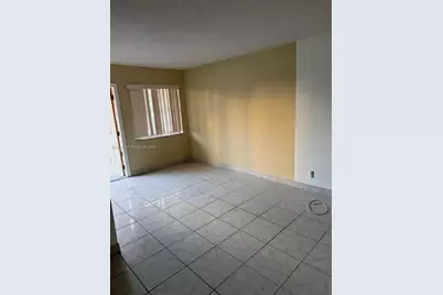 2145 Pierce St #116, Hollywood, FL 33020 - Photo 4