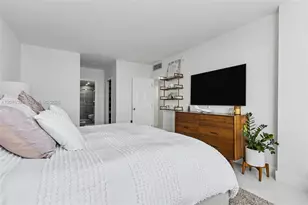 500 Bayview Dr, Sunny Isles Beach, FL 33160 - Photo 22