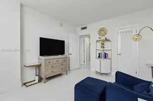 500 Bayview Dr, Sunny Isles Beach, FL 33160 - Photo 28