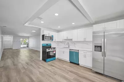 10600 NW 45th St, Coral Springs, FL 33065 - Photo 12