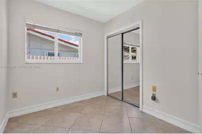 8936 SW 11th St, Miami, FL 33174 - Photo 16