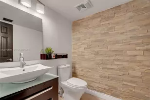 1655 NE 115th St, Miami, FL 33181 - Photo 8