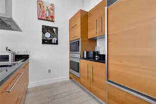 485 Brickell Ave, Miami, FL 33131 - Photo 8