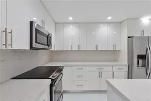 90 Edgewater Dr, Coral Gables, FL 33133 - Photo 6