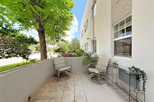 2463 Pine Tree Dr, Miami Beach, FL 33140 - Photo 16