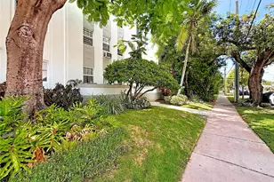 2463 Pine Tree Dr, Miami Beach, FL 33140 - Photo 22