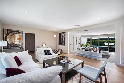 10658 NE 11th Ave, Miami Shores, FL 33138 - Photo 4