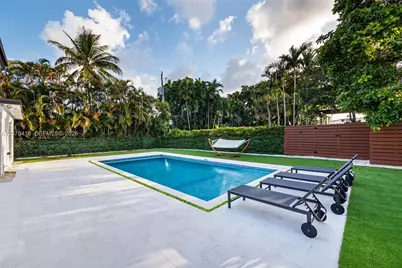 10658 NE 11th Ave, Miami Shores, FL 33138 - Photo 22