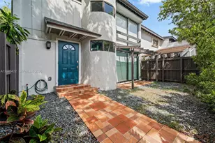 7140 SW 111th Ct, Miami, FL 33173 - Photo 2