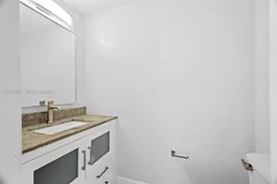 7140 SW 111th Ct, Miami, FL 33173 - Photo 12