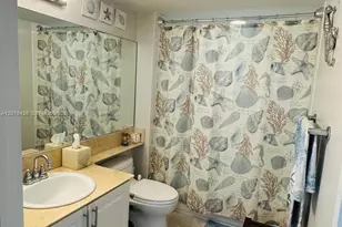 1155 Brickell Bay Dr, Miami, FL 33131 - Photo 16