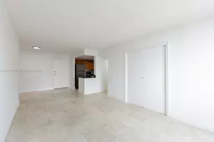 1621 Bay Rd, Miami Beach, FL 33139 - Photo 10