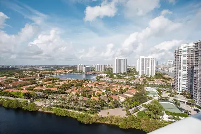 20505 E Country Club Dr #PH-39, Aventura, FL 33180 - Photo 1
