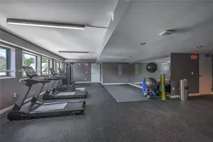840 NE 130th St, North Miami, FL 33161 - Photo 20