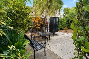 1525 Meridian Ave, Miami Beach, FL 33139 - Photo 24