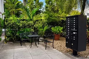 1525 Meridian Ave, Miami Beach, FL 33139 - Photo 22