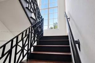 1525 Meridian Ave, Miami Beach, FL 33139 - Photo 18