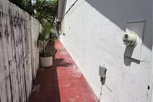 2121 W 54th St, Hialeah, FL 33016 - Photo 22
