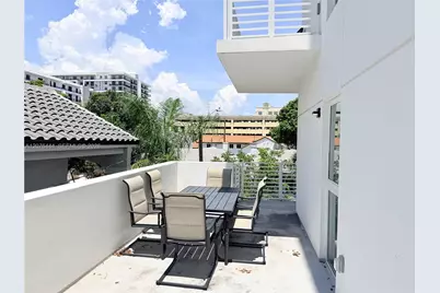 1938 Jackson St #202, Hollywood, FL 33020 - Photo 6