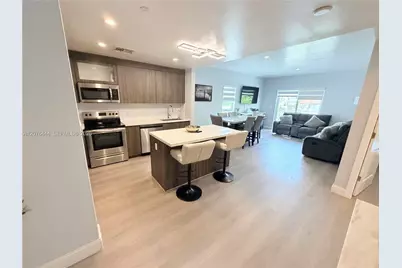 1938 Jackson St #202, Hollywood, FL 33020 - Photo 2