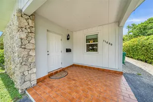 11600 SW 81st Rd, Pinecrest, FL 33156 - Photo 2