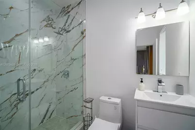 1004 N Riverside Dr, Pompano Beach, FL 33062 - Photo 10