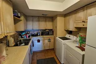 5870 NW 21st St, Lauderhill, FL 33313 - Photo 10