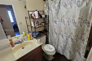 5870 NW 21st St, Lauderhill, FL 33313 - Photo 14