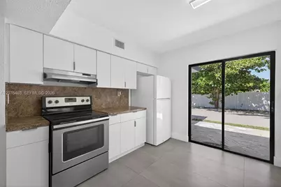 17150 NE 18th Ave #17150, North Miami Beach, FL 33162 - Photo 8