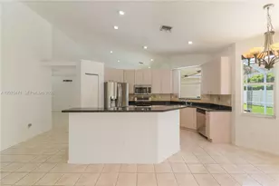 10256 NW 53rd Ct, Coral Springs, FL 33076 - Photo 32