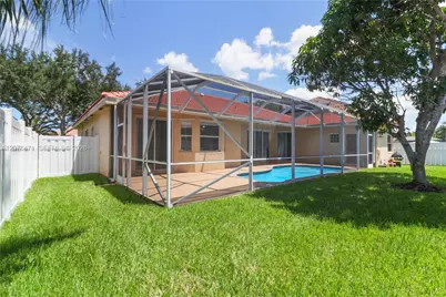 10256 NW 53rd Ct, Coral Springs, FL 33076 - Photo 44