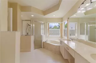 10256 NW 53rd Ct, Coral Springs, FL 33076 - Photo 16
