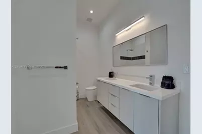 1226 NE 15th Ave, Fort Lauderdale, FL 33304 - Photo 28
