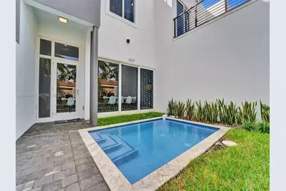 1226 NE 15th Ave, Fort Lauderdale, FL 33304 - Photo 4