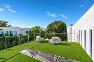 528 Lakeview Ct, Miami Beach, FL 33140 - Photo 46