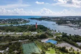 200 Beach Rd, Tequesta, FL 33469 - Photo 4