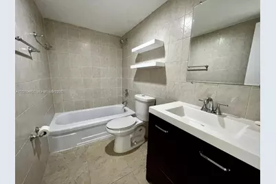 7010 NW 186th St #5-506, Hialeah, FL 33015 - Photo 12