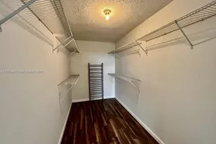 7010 NW 186th St, Hialeah, FL 33015 - Photo 10
