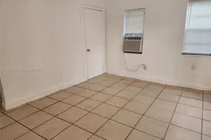 2129 NW 44th St, Miami, FL 33142 - Photo 4