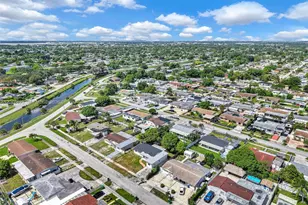 17930 NW 42nd Pl, Miami Gardens, FL 33055 - Photo 14