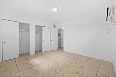 2799 E 4th Ave #10, Hialeah, FL 33013 - Photo 10