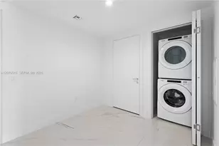 1170 E Hallandale Beach Blvd, Hallandale Beach, FL 33009 - Photo 16