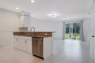 1492 Veracruz Ln, Weston, FL 33327 - Photo 2