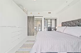 60 SW 13th St, Miami, FL 33130 - Photo 12