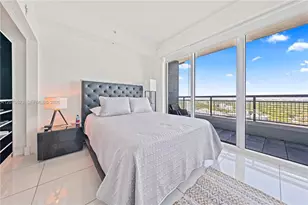 60 SW 13th St, Miami, FL 33130 - Photo 14