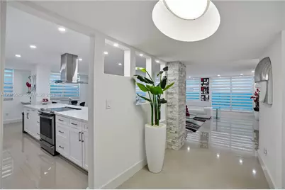 2751 S Ocean Dr #301S, Hollywood, FL 33019 - Photo 2