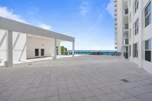2751 S Ocean Dr, Hollywood, FL 33019 - Photo 38