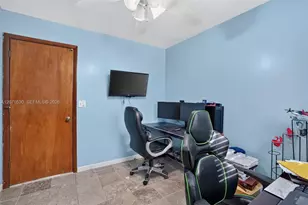 15660 SW 152nd Pl, Miami, FL 33187 - Photo 32