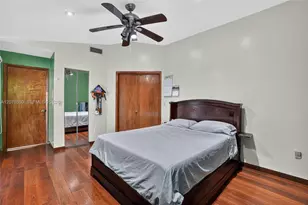 15660 SW 152nd Pl, Miami, FL 33187 - Photo 16